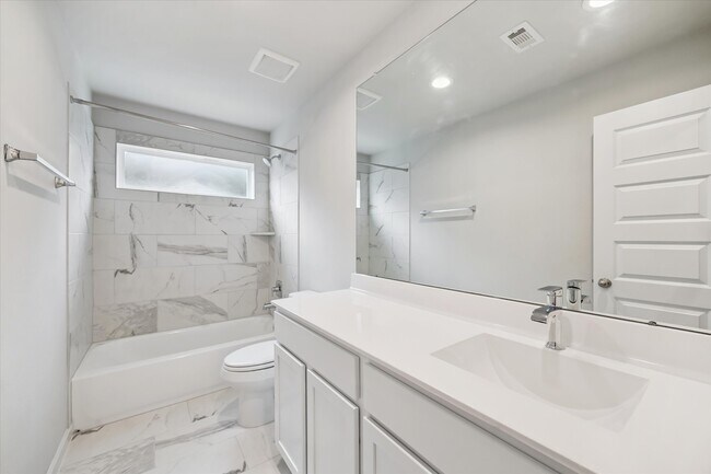 Building Photo - 2138 Reed Cave Ln