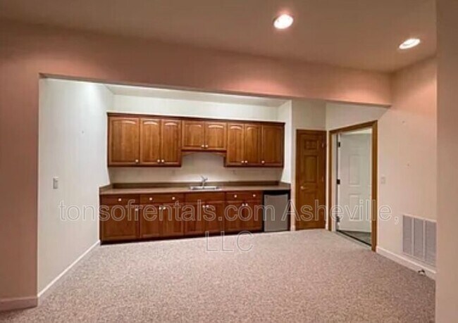 Building Photo - 29 Turkey Roost Ct