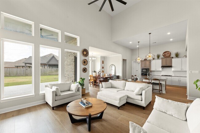 Building Photo - 24403 Blairburry Dr