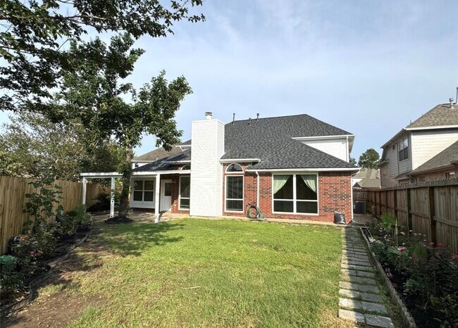 Building Photo - 5015 Cottonglen Ct