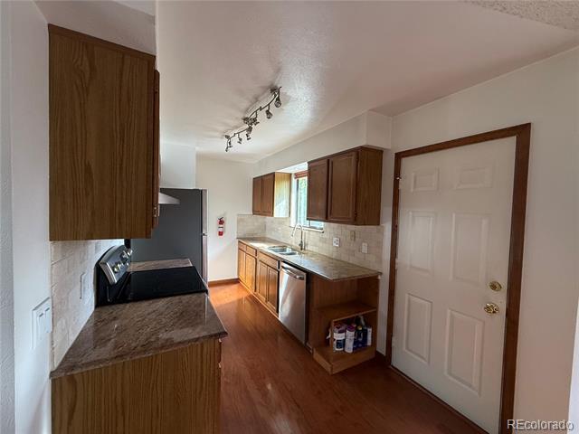 Building Photo - 7100 W Yale Ave