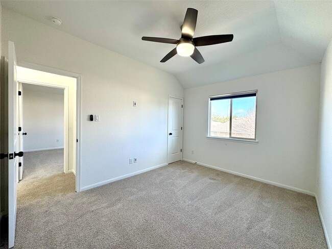 Building Photo - 8906 Hostler Dr