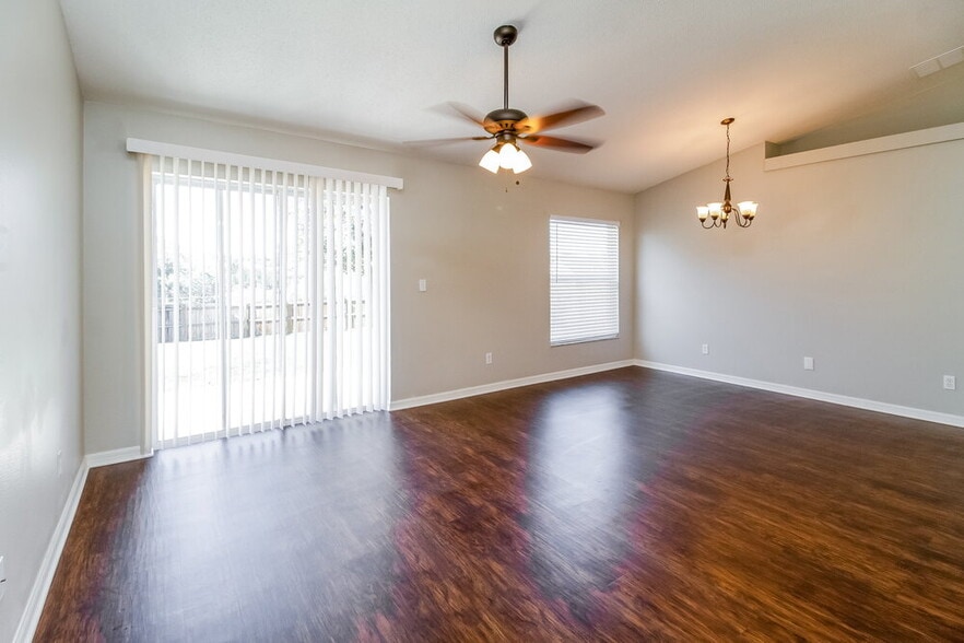 Building Photo - 11837 Windflower Ct