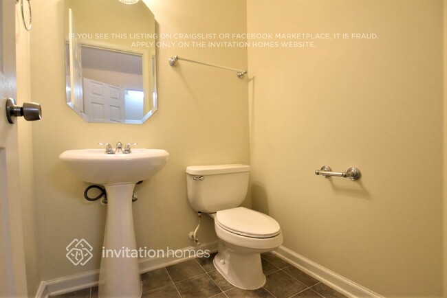 Building Photo - 3411 Crutchfield Pl
