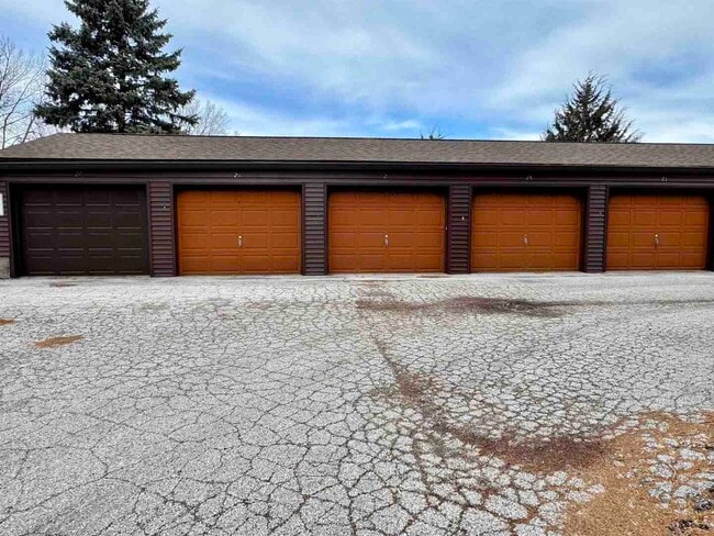 Building Photo - 1211 48th Ave