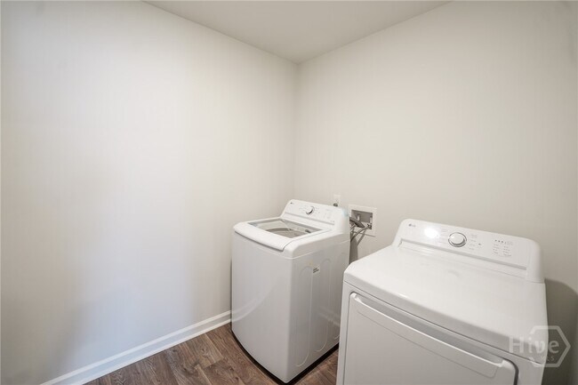 Building Photo - 459 Coconut Dr