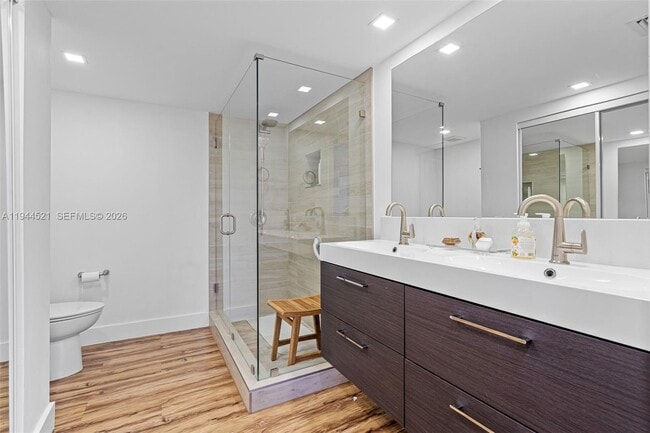 Building Photo - 13953 Kendale Lakes Cir