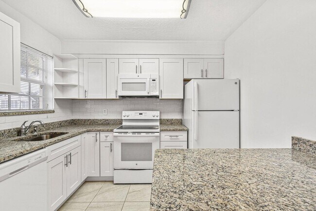 Building Photo - 101 Akron St