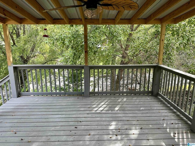 Building Photo - 515 Meadow Ridge Cir