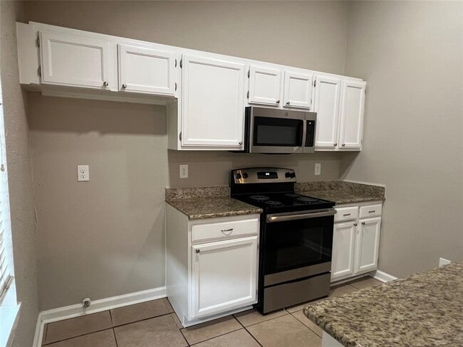 Building Photo - 12603 Hickory Bend Dr