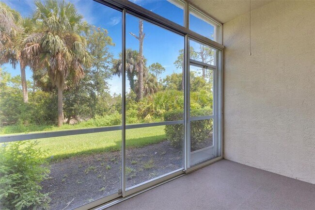 Building Photo - 4640 Tower Hill Ln