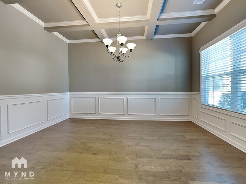 Building Photo - 43 Ashton Pl