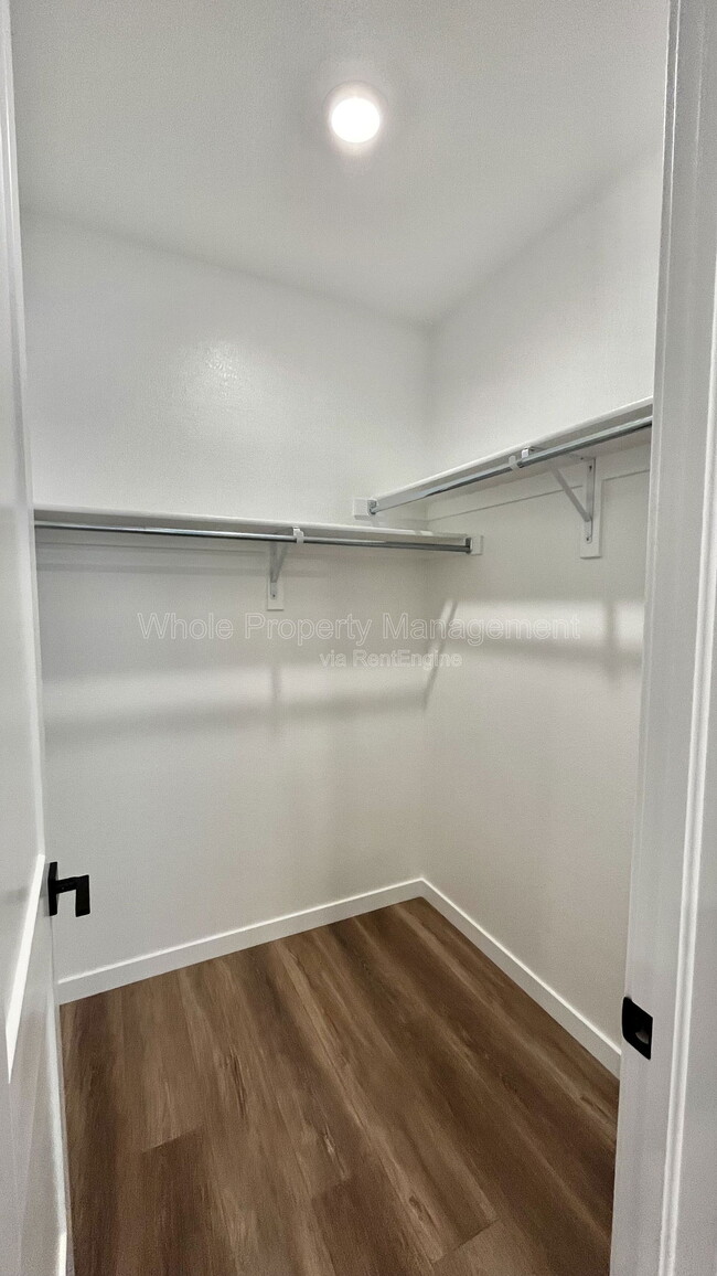 Building Photo - 11511 Amplify Cir