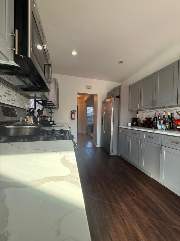 Building Photo - 365 3rd St