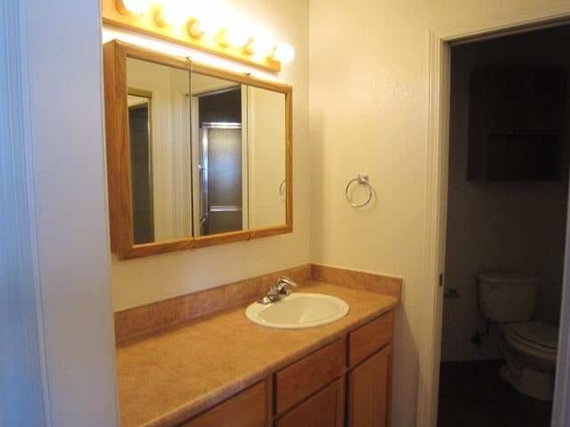 Building Photo - 360 E Golf Pl