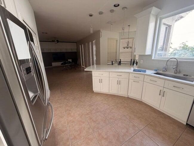 Building Photo - 1226 Avondale Ln