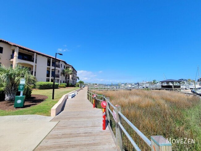 Building Photo - 111 Spencer Farlow Dr-