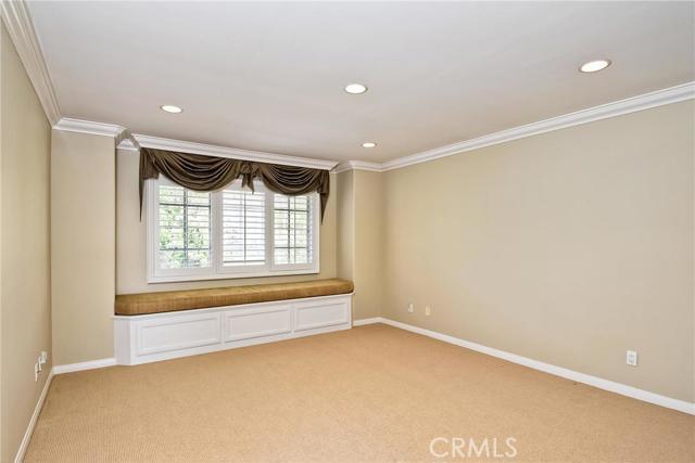 Building Photo - 25 Bridington