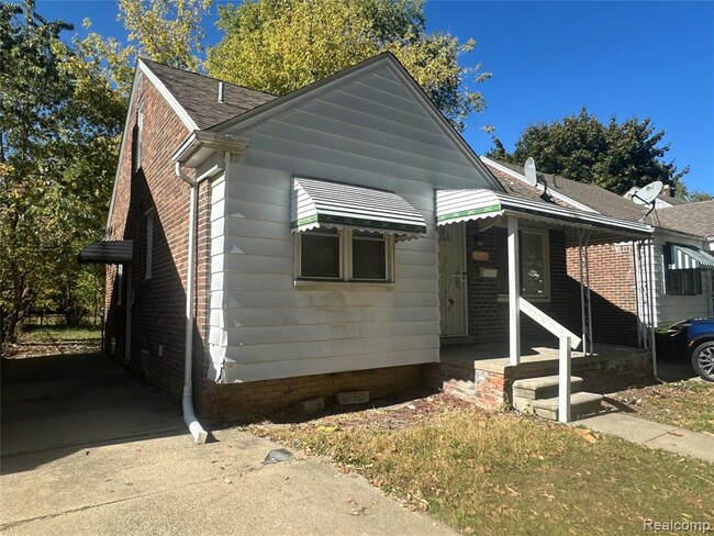 Building Photo - 7777 Auburn St