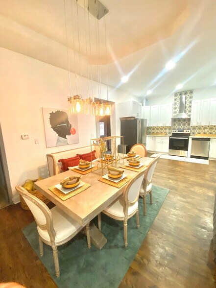 Building Photo - 851 N Grand Ave NW