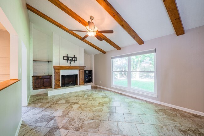 Building Photo - 10422 Gulfstream Ln