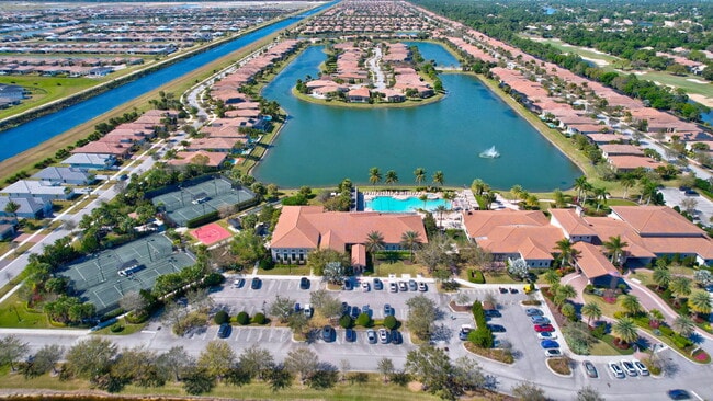 Building Photo - 11460 SW Pietra Wy