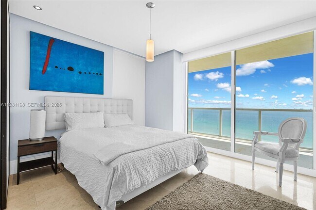 Building Photo - 16699 Collins Ave