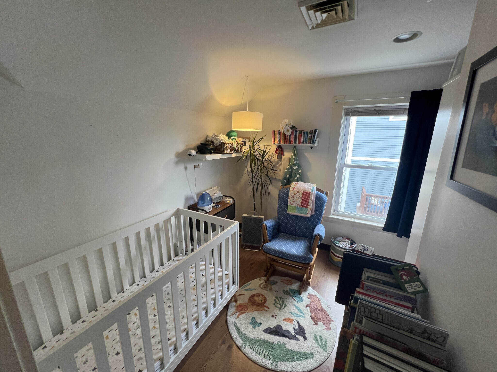 Building Photo - 7 Jay St