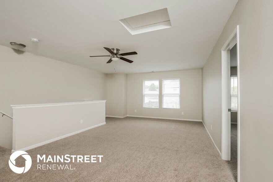 Building Photo - 729 Runningbrook Ln