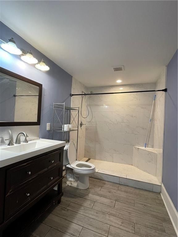 Building Photo - 3816 Chamblee Dunwoody Rd