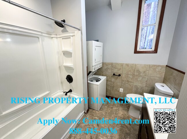 Building Photo - 422 Chambers Ave