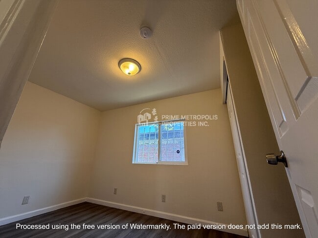 Building Photo - 1449 71st Ave