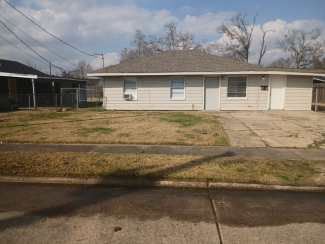 Building Photo - 2803 7th St