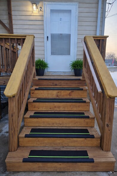 Building Photo - 148 N Wayne Rd