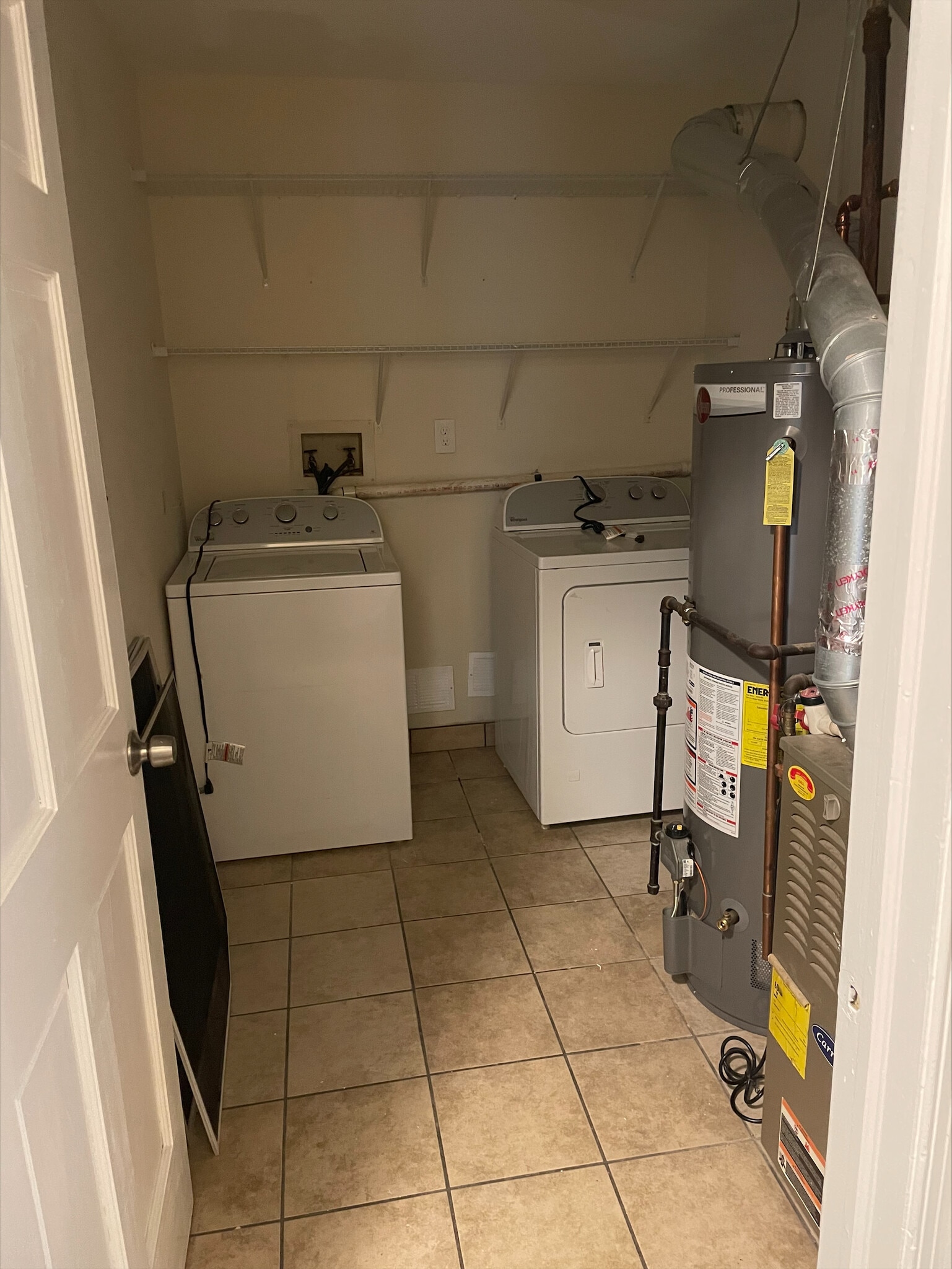 Building Photo - 86 Willow Ct