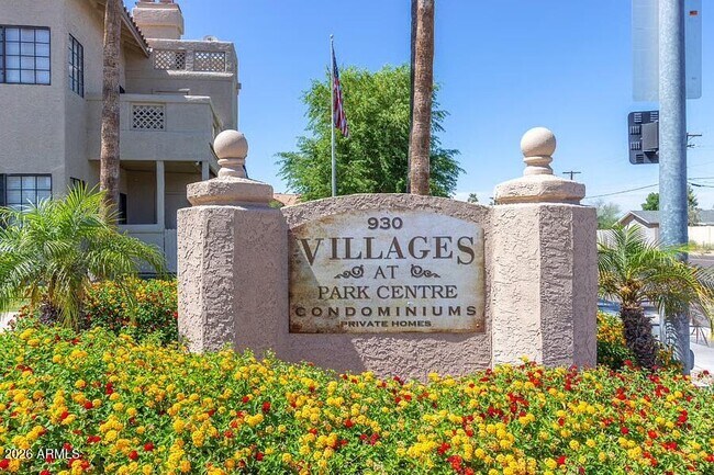 Building Photo - 930 N Mesa Dr