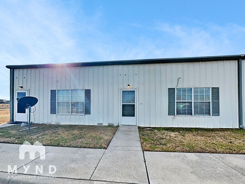 Building Photo - 4892 Masch Branch Rd