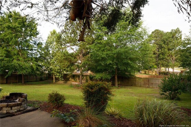 Building Photo - 40 Cherry Hill Dr