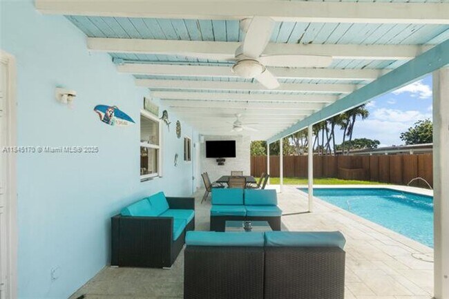Building Photo - 8040 SW 196th Terrace