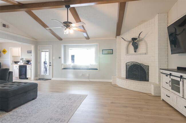 Building Photo - 13418 Paradise Valley Dr