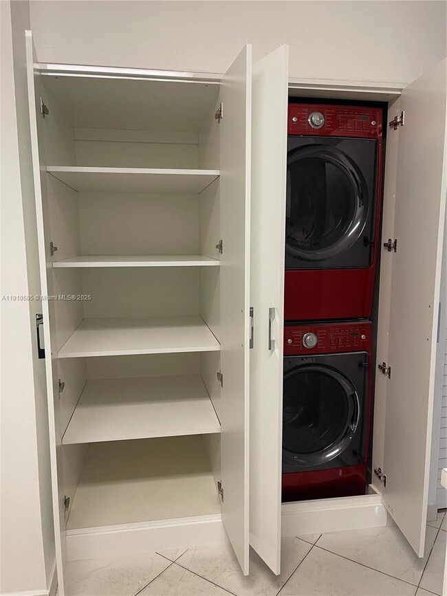 Building Photo - 7001 W 35th Ave