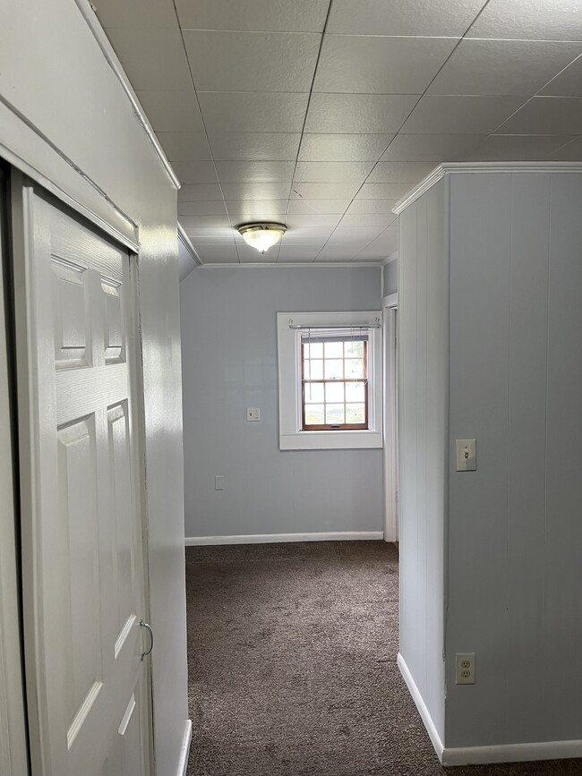 Building Photo - 5211 Shady Ln