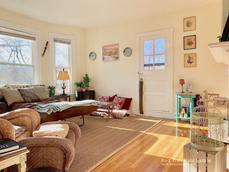 Building Photo - 41 Auburn St