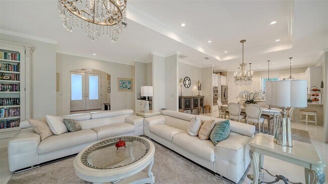 Building Photo - 1111 Mallorca Dr