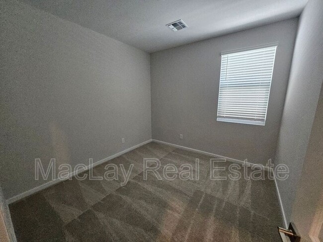 Building Photo - 33723 Blackwell Dr