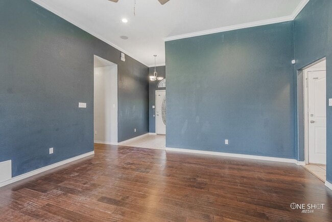 Building Photo - 7017 Springwater Ave