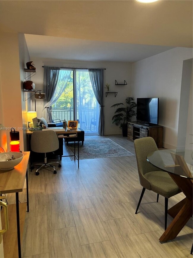 Building Photo - 3500 Coral Wy