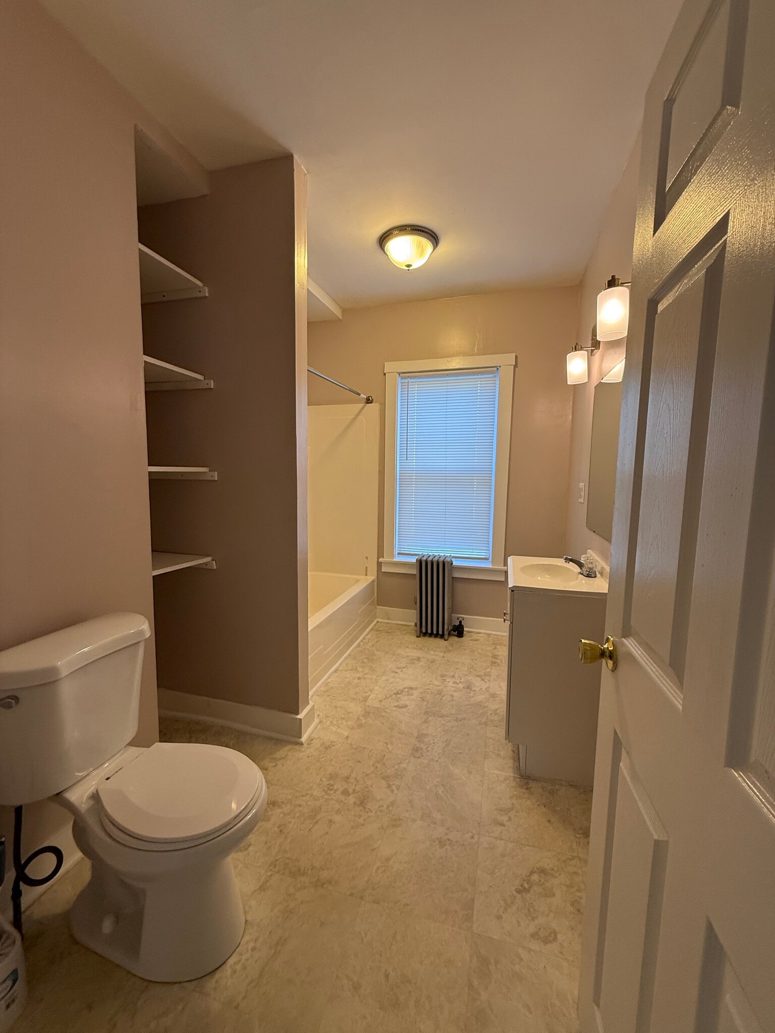Bathroom - 10 Silver St