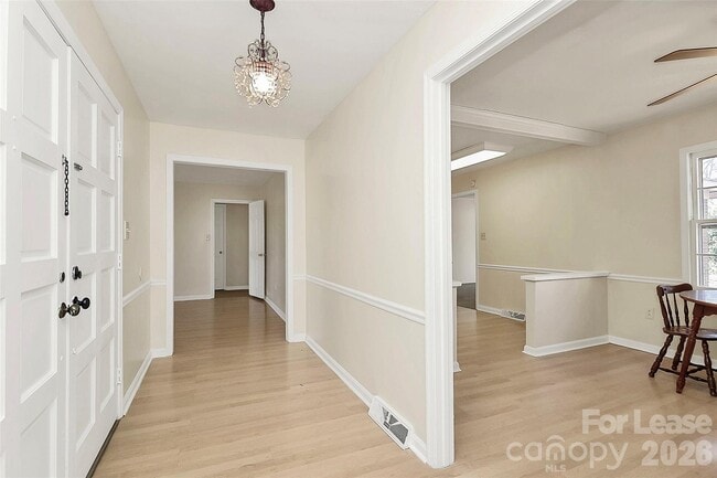 Building Photo - 6635 Olde Savannah Rd