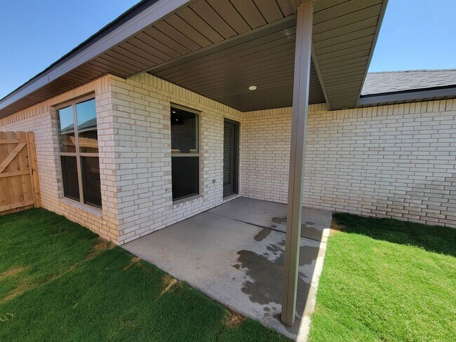 Building Photo - Gorgeous 2025 Build! 4/2/2 in Burgamy Park! Frenship School District!